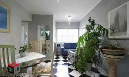 Apartamento de 2 dormitórios, sala 2 ambientes, cozinha americana, reformado em indianópolis!