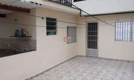 Imóvel para renda com 3 casa e mais um cômodo, todas alugadas!