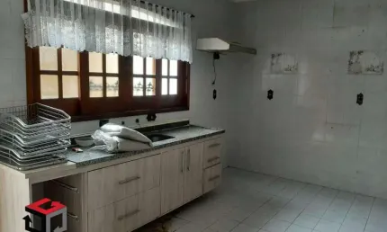 Sobrado à venda 3 quartos 1 suíte 2 vagas Palermo - São Bernardo do Campo - SP
