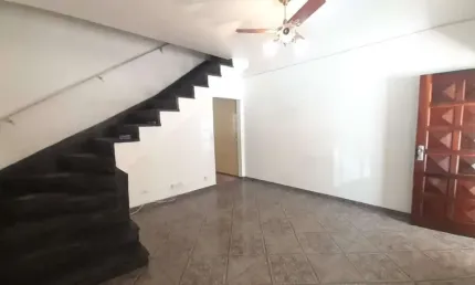 Sobrado à venda 2 quartos 2 vagas Anchieta - São Bernardo do Campo - SP