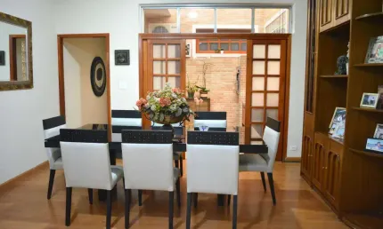 Casa com 3 quartos à venda na Rua Mariano Procópio, 97, Vila Monumento, São Paulo