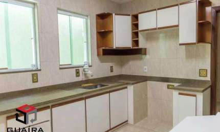 Sobrado à venda 3 quartos 1 suíte 2 vagas Nova Petrópolis - São Bernardo do Campo - SP