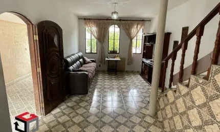 Sobrado à venda 3 quartos 2 vagas Centro - Santo André - SP