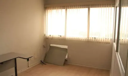 Sala comercial para alugar na Rua Clélia, 550, Água Branca, São Paulo