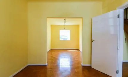 Sobrado com 90m² localizado no Bairro Cambuci em São Paulo - SP.