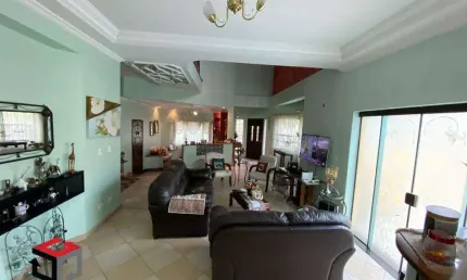 Sobrado à venda 4 quartos 2 suítes 5 vagas Jardim São Caetano - São Caetano do Sul - SP