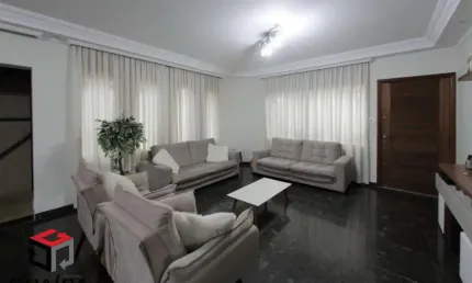 Sobrado à venda 4 quartos 2 suítes 6 vagas Jardim São Caetano - São Caetano do Sul - SP