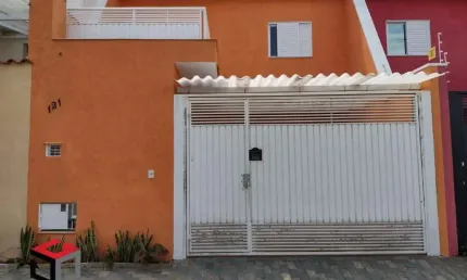 Sobrado à venda 2 quartos 2 vagas Floresta - Santo André - SP
