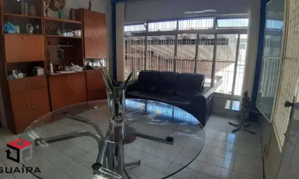 Casa com 132 metros bairro Scarpelli Santo André - SP