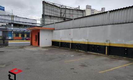 Terreno amplo com 750m² localizado no Bairro Rudge Ramos em São Bernardo do Campo- SP.