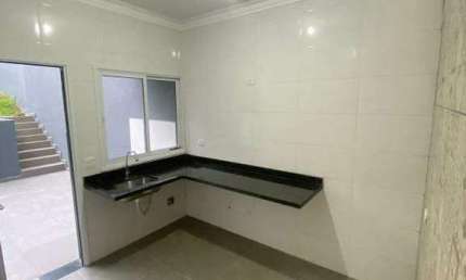 Sobrado à venda 2 quartos 2 suítes 2 vagas Taboão - Diadema - SP