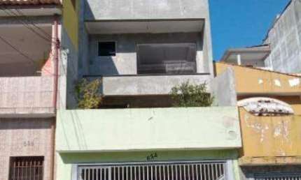 Sobrado à venda 4 quartos 2 vagas Ferrazópolis - São Bernardo do Campo - SP