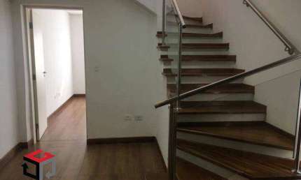 Sobrado 121 m² Localizado No bairro Alpina Santo André - SP