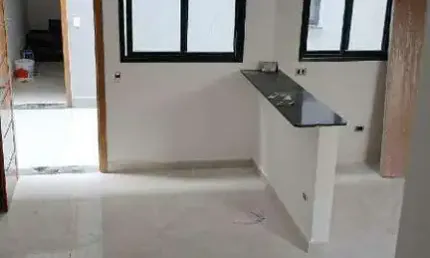 Sobrado em condomínio - príncipe de gales - 2 suítes - 1 vaga