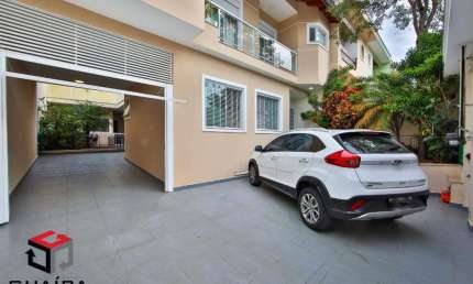 Sobrado à venda 3 quartos 3 suítes 3 vagas Scarpelli - Santo André - SP