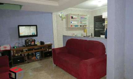 Casa à venda com 320 m² localizada na Vila Gerty em São Caetano do Sul - SP.