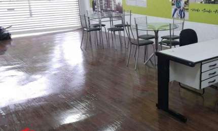 Ponto comercial à venda na Rua Eugênia S Vitale, 1010, Taboão, Diadema