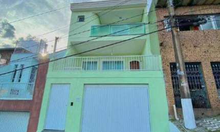 Sobrado - 3 quartos com 3 suítes e 2 vagas - Sacadura Cabral