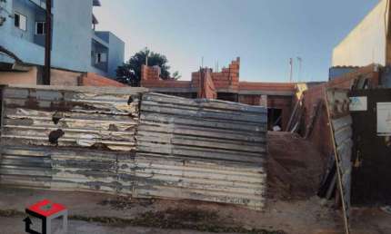 Casa à venda 4 quartos 2 suítes 2 vagas Camilópolis - Santo André - SP