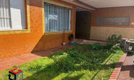 Terreno à venda na Rua dos Lírios, 47, Piraporinha, Diadema