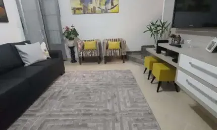 Sobrado com 125m², localizado na Vila Floresta em Santo André- SP