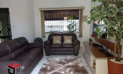 Sobrado de 275m² na Vila Bela Vista em Santo André - SP