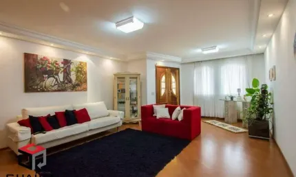 Sobrado à venda 3 quartos 3 suítes 6 vagas Pires - Santo André - SP