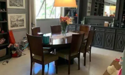 Apartamento de 198m² no Itaim Bibi à venda, com 4 suítes e 3 vagas de garagem.