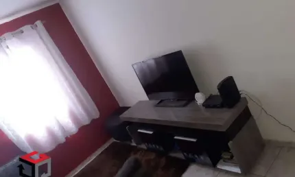 Apartamento á venda no térreo 1 quarto 1 banheiro 1 vaga de garagem