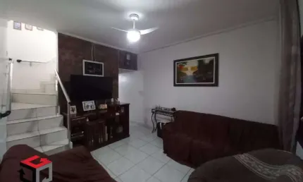 Sobrado de 184m² no bairro Cooperativa em São Bernardo do Campo/SP.