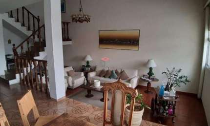Sobrado de 320m² no Jardim do Mar em São Bernardo do Campo- SP.