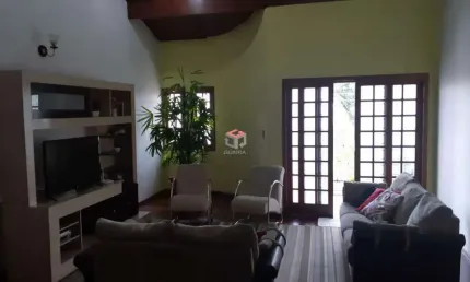 Sobrado de 308m², localizado no Baeta Neves em São Bernardo do Campo/SP.