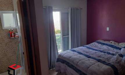 Sobrado com 115m² localizado no Bairro Erasmo Assunção em Santo André/SP.
