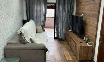 Casa de 248m² no Bairro Maracanã em Santo André - SP