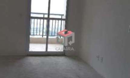Apartamento de 65m² com elevadores localizado na Vila Dusi em São Bernardo do Campo/SP.