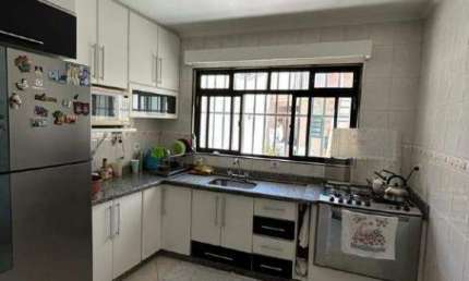 Sobrado à venda 3 quartos 3 suítes 6 vagas Alves Dias - São Bernardo do Campo - SP