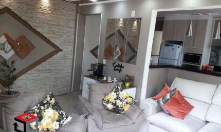 Sobrado à venda 3 quartos 1 suíte 1 vaga Santa Terezinha - Santo André - SP