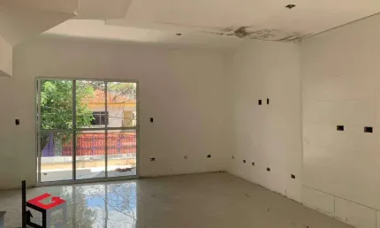 Sobrado à venda 3 quartos 1 suíte 2 vagas Vitória - Santo André - SP