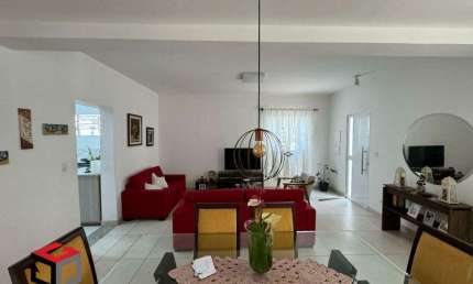 Sobrado à venda 4 quartos 1 suíte 5 vagas Jardim - Santo André - SP