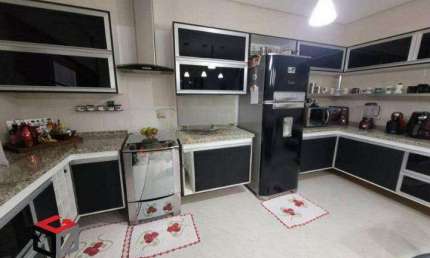 Sobrado à venda 3 quartos 3 suítes 4 vagas Assunção - São Bernardo do Campo - SP