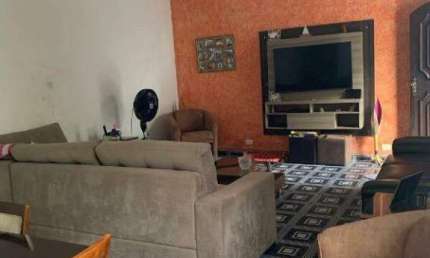 Sobrado à venda 2 quartos 1 suíte 5 vagas Curuçá - Santo André - SP
