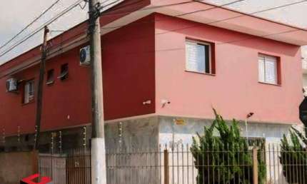 Sobrado à venda 4 quartos 2 suítes 2 vagas Rudge Ramos - São Bernardo do Campo - SP