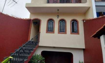 Sobrado à venda 3 quartos 1 suíte 6 vagas Las Vegas - Santo André - SP