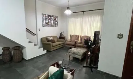 Sobrado à venda 5 quartos 3 suítes 2 vagas Nova Petrópolis - São Bernardo do Campo - SP