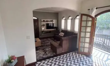 Casa à venda 3 quartos 1 suíte 3 vagas Utinga - Santo André - SP