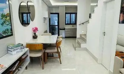 Sobrado Residencial na Chacara Klabin com 160 m2 de Construção