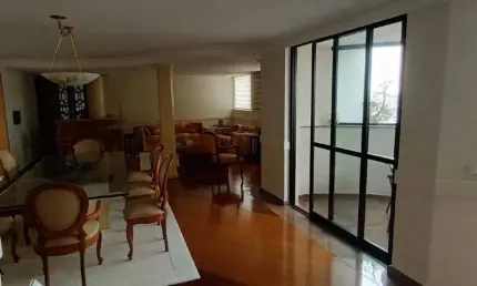 Apartamento 320m² 5 dormitórios sendo 3 suítes 7 vagas + depósito
