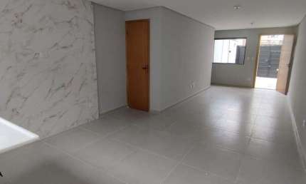Sobrado à venda 2 quartos 2 suítes 2 vagas Pires - Santo André - SP