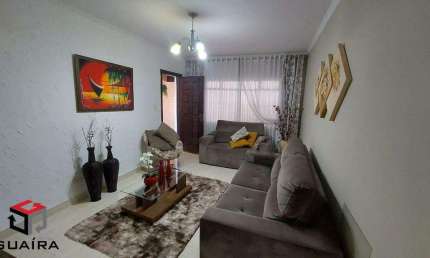 Sobrado com 3 Quartos, com Área Gourmet e Quintal - Parque São Vicente - Mauá.