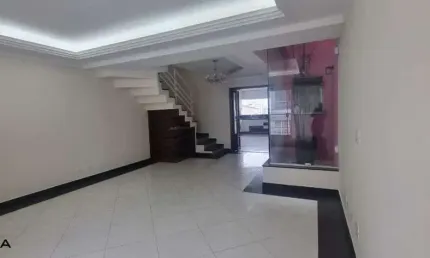 Sobrado à venda 3 quartos 3 suítes 4 vagas Centro - São Bernardo do Campo - SP